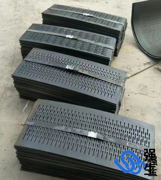 鋼板沖孔篩.jpg 鋼板沖孔篩.jpg
